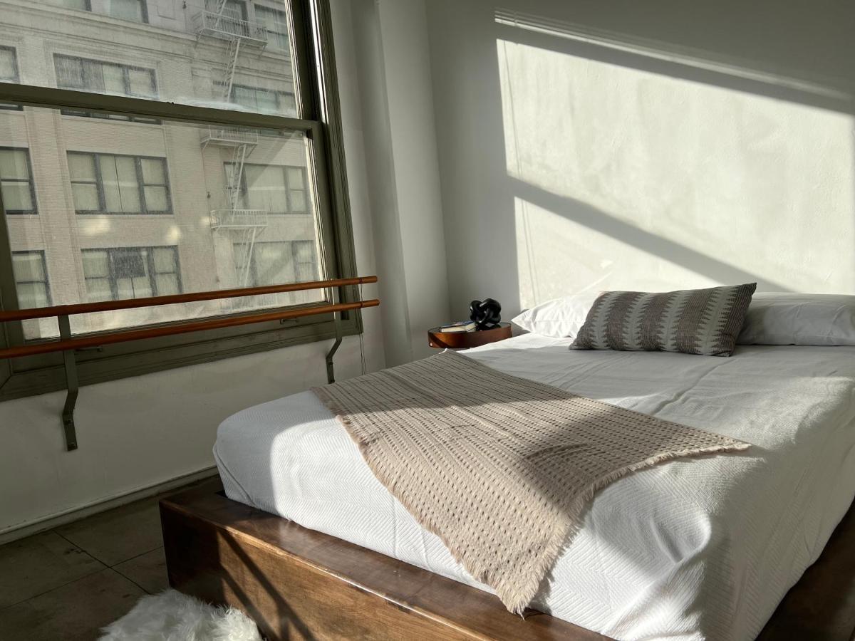 Апартаменты Historic Downtown La Loft - Urban Charm Лос-Анджелес Экстерьер фото